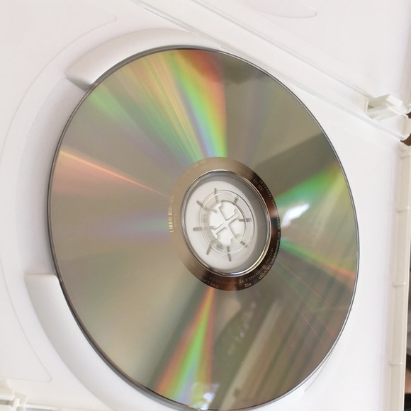 Happy Feet TWO dvd video. With special features added. - Picture 4 of 4